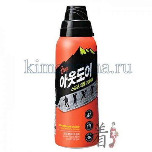 Kerasys Aekyung Wool Shampoo Outdoor for Sportswear - Жидкое средство для стирки Вул Шампу для спорта, для мембранных тканей Wool Shampoo Outdoor for Sportswear - это эффективное и безопасное средство для стирки одежды из мембранной ткани! Оно подходит для стирки спортивных курток, брюк, лыжных и сноубордических костюмов, одежды для гольфа, фитнеса, тенниса и бега, велосипедной и футбольной форм и тд.
Wool Shampoo для спортивной одежды эффективно очищает мембранную ткань от пота и загрязнений, не засоряя пористую структуру, что позволяет сохранить водоотталкивающие и воздухопроницаемые свойства ткани.