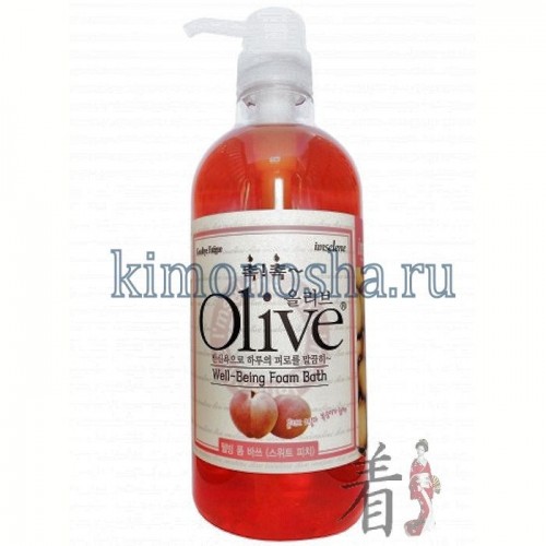 OLIVE Well-Being Foam Bath Увлажняющая пена для ванны / гель для душа с экстрактом оливы и персика Обильная пена и сладковатый аромат персика помогут согреть и расслабить уставшее тело. Вас ожидает не только деликатное мытье, но и мягкое увлажнение кожи. Экстракт оливы, мягко впитываясь в кожу, придает ей подтянутость и здоровый внешний вид. В оливках содержится большое количество витамина Е, который помогает не только придать увлажнение, но и восстановить сухую стянутую кожу. Плоды персика способны удерживать влагу в клетках кожи, предотвращая сухость кожи, разглаживая мелкие морщины и устраняя дряблость кожи, а фруктовые кислоты, содержащиеся в персиках, отшелушивают омертвевшие клетки, оказывая омолаживающий и отбеливающий эффект.