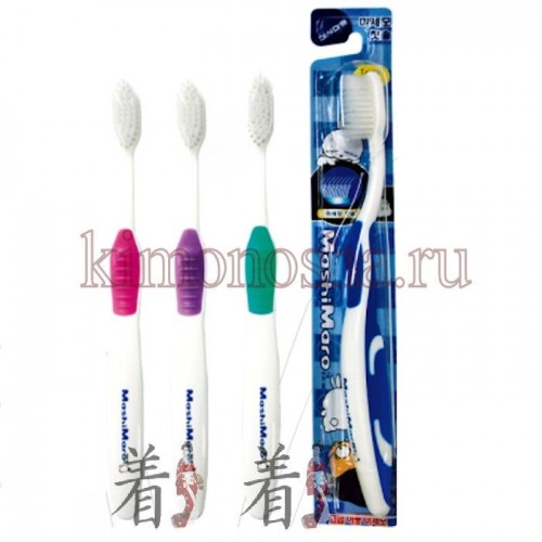 EQ MAXON Mashi Maro Anti-Bacterial Super Bristles Toothbrush - Зубная щетка со сверхтонкими щетинками двойной высоты и анатомической ручкой, средней жесткости Зубная щетка разработана по новейшей технологии. Двойная щетина способствует эффективному удалению налета с зубов. Ультратонкие и мягкие заостренные верхние щетинки глубоко проникают в труднодоступные для обычных зубных щеток промежутки между зубами. Закругленные нижние щетинки прекрасно удаляют налет на поверхности стыка зубов и на боковых поверхностях.