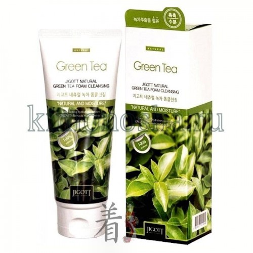 JIGOTT Natural Green Tea Foam Cleansing Пенка для умывания очищающая с экстрактом зеленого чая Увлажняющая пенка на основе экстракта зеленого чая, эффективно удаляет с поверхности кожи и пор загрязнения, остатки косметики и излишки себума, успокаивает кожу, склонную к появлению раздражений, оказывает антибактериальное, противовоспалительное и тонизирующее действие. Экстракт зеленого чая оказывает активное антиоксидантное действие, препятствует преждевременному увяданию кожи, успокаивает и увлажняет. Экстракты портулака, центеллы азиатской, корня лакричника и листьев алоэ интенсивно увлажняют кожу, возвращают ей здоровый вид и придают сияние.