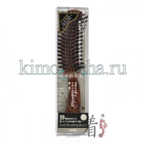 VESS Excel Mix Roll Brush Щетка с натуральной щетиной и нейлоном Щетка рекомендуется для сухих, ослабленных, потерявших жизненную силу и естественный блеск волос.
Щетинки из натуральной свиной щетины обеспечивают мягкое, не травмирующее кожу головы и волосы прикосновение, не сушат волосы, придают естественный блеск, исключают поверхностное расчёсывание (за счёт густого, не редкого расположения), подходят для лёгкого массажа кожи головы во время расчёсывания.